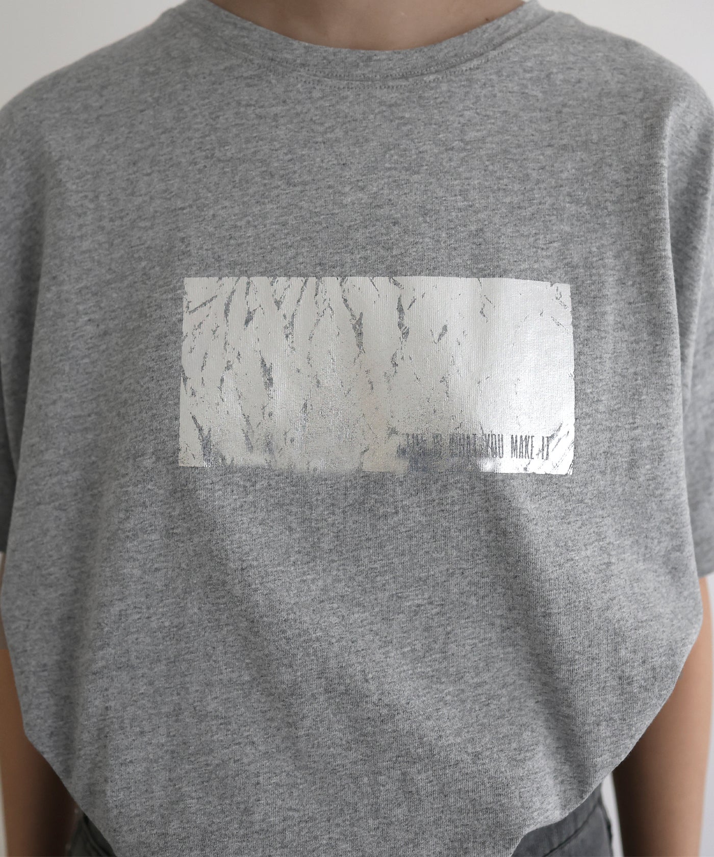 BALMUNG バルムング 初期デザイン 灰色少女 プリントTシャツ シルバーヴィンテージ箔プリントTシャツ – hellam