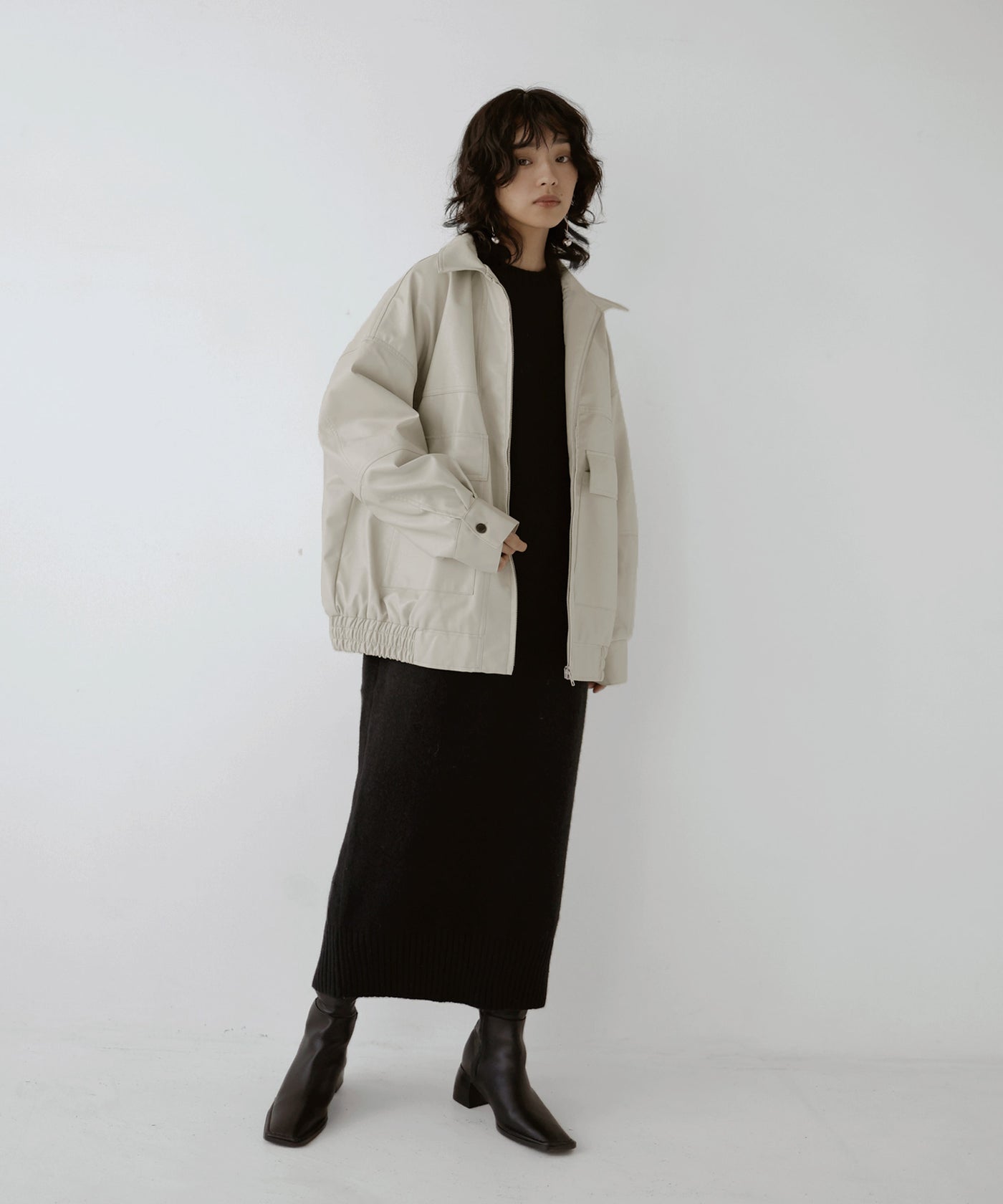 フェイクレザー スタンドブルゾン – hellam