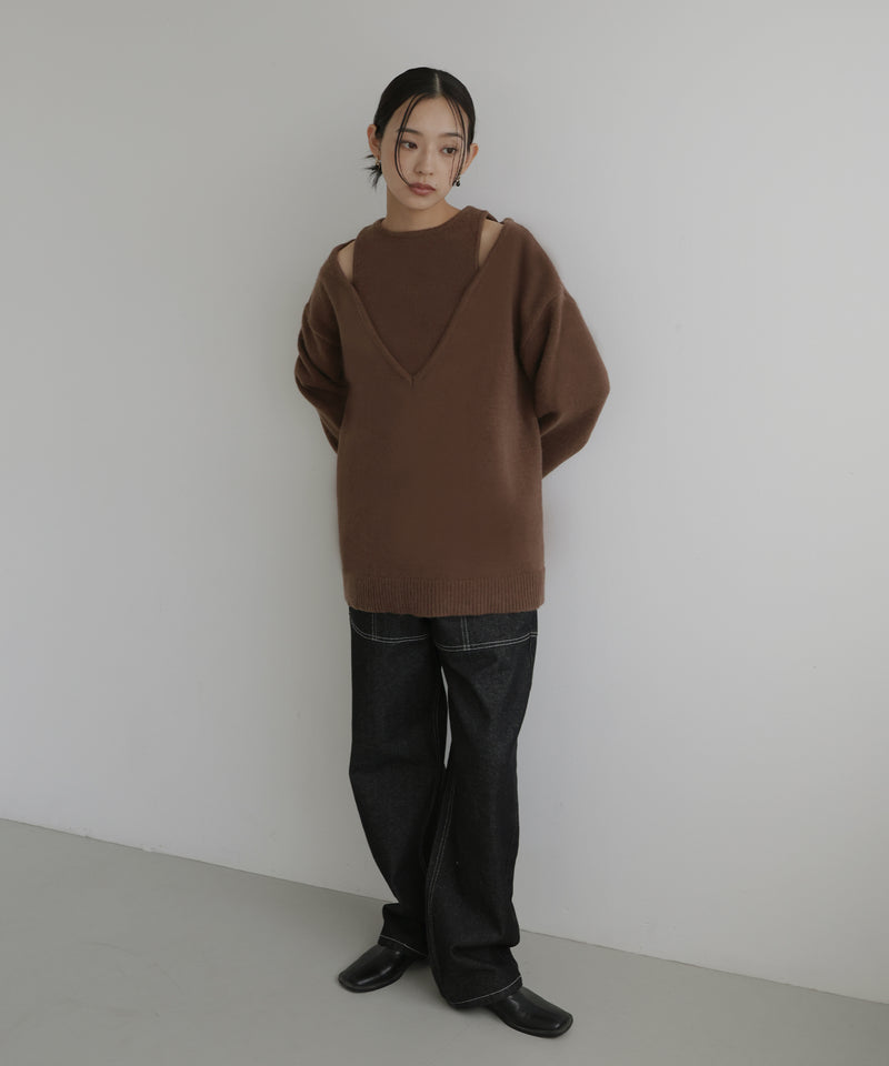 アンサンブル風Vネックニット
