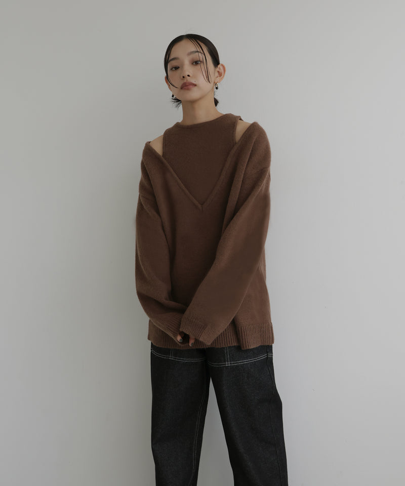 アンサンブル風Vネックニット