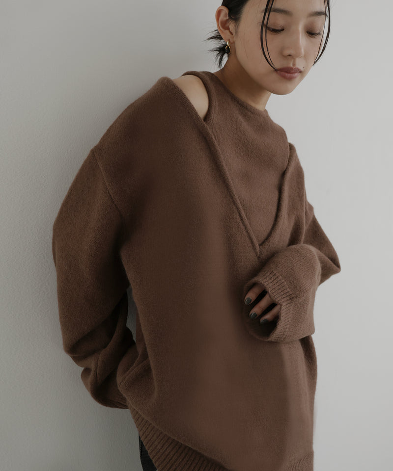 アンサンブル風Vネックニット