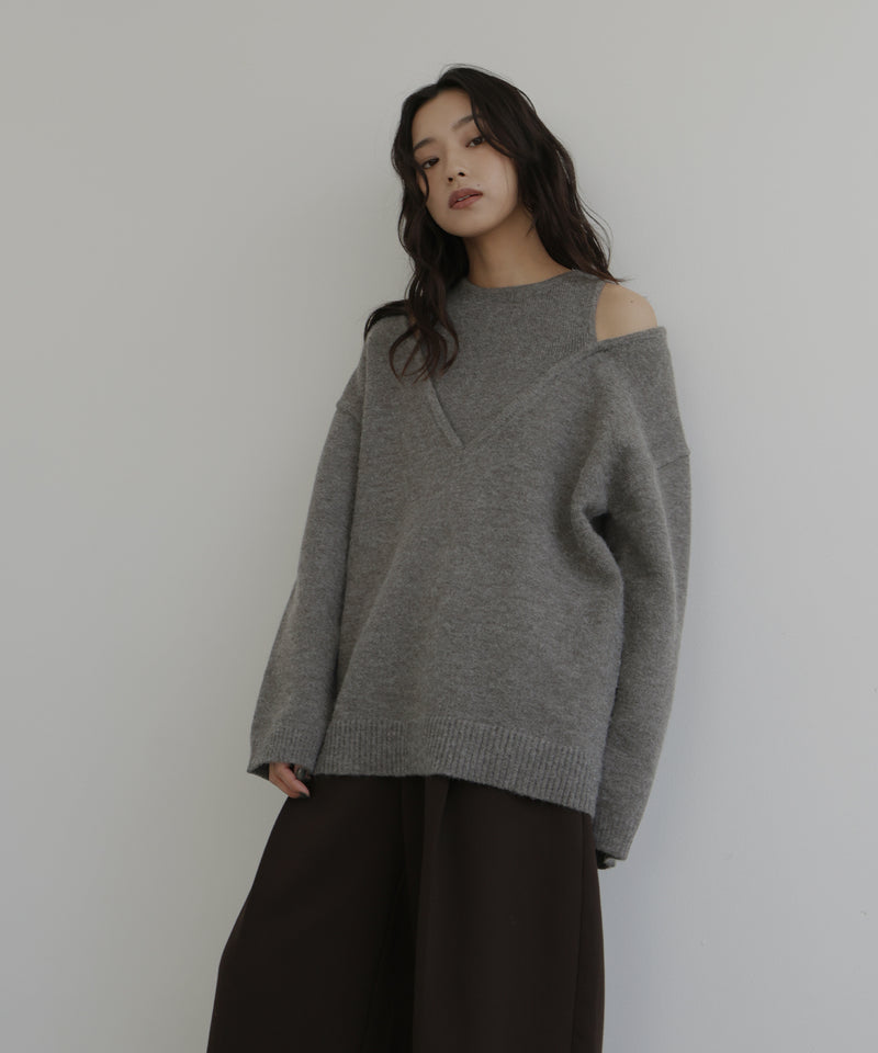 アンサンブル風Vネックニット