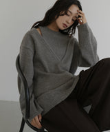 アンサンブル風Vネックニット