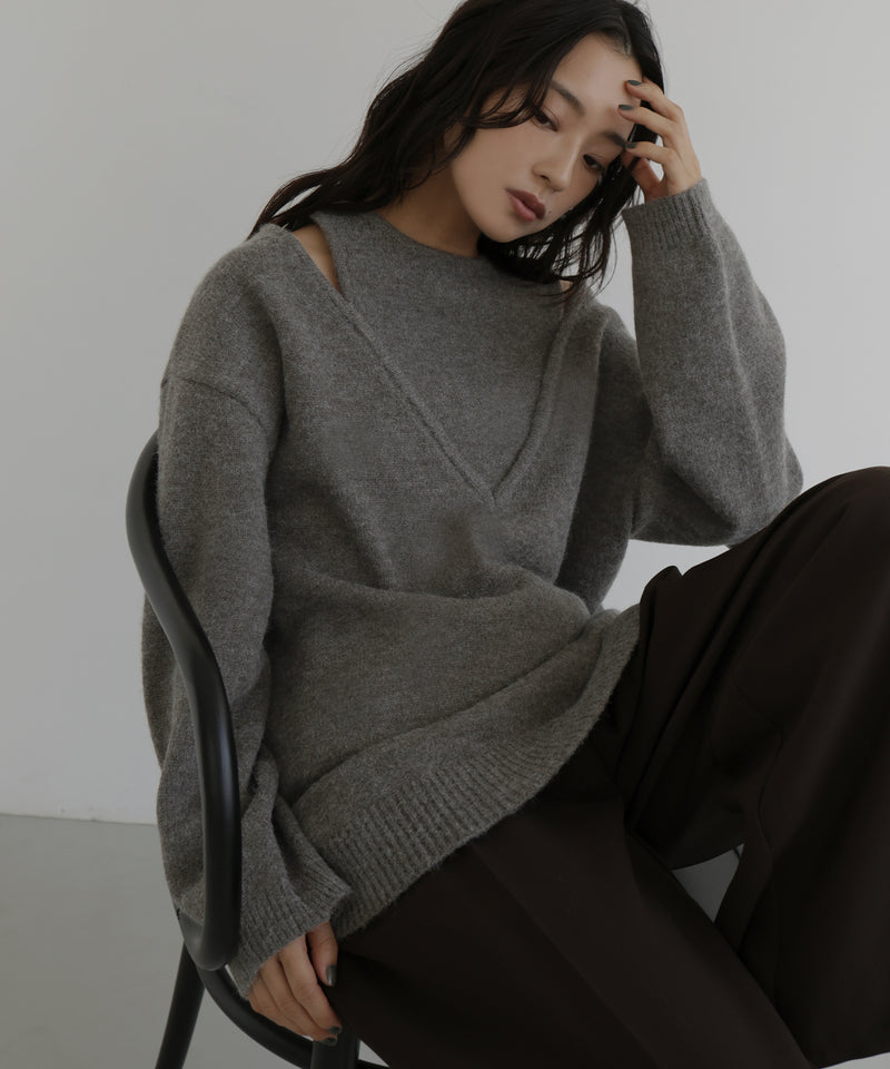 アンサンブル風Vネックニット