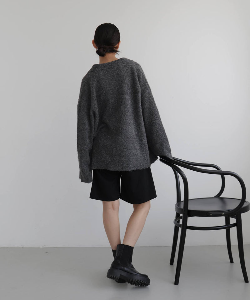 キーネックニットポロ