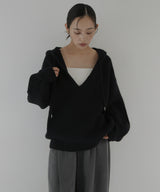 フード付きニットプルオーバー