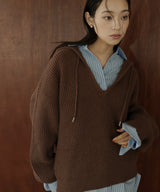 フード付きニットプルオーバー