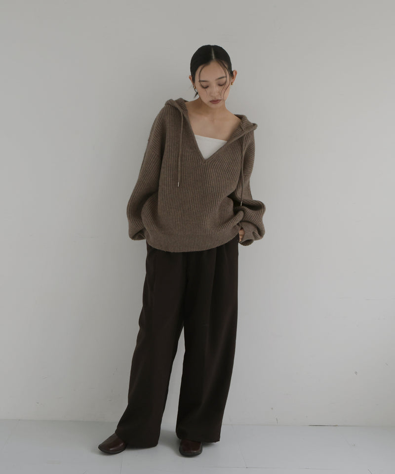 フード付きニットプルオーバー