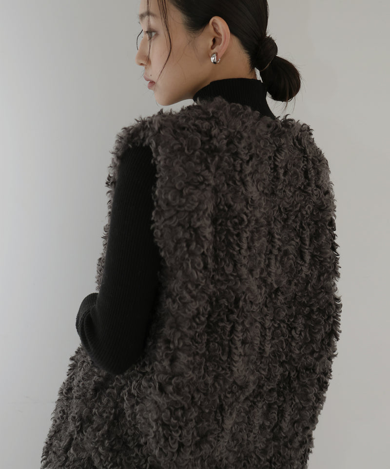 プードルフェイクファーベスト