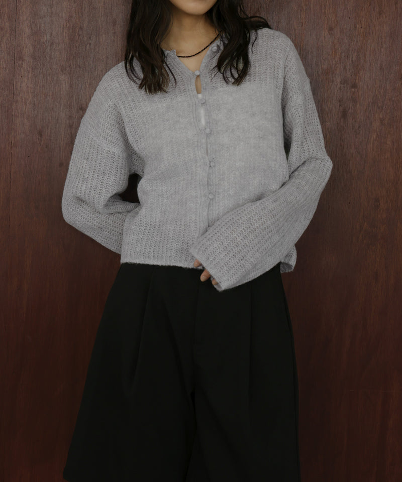 透かし編みポロニットプルオーバー