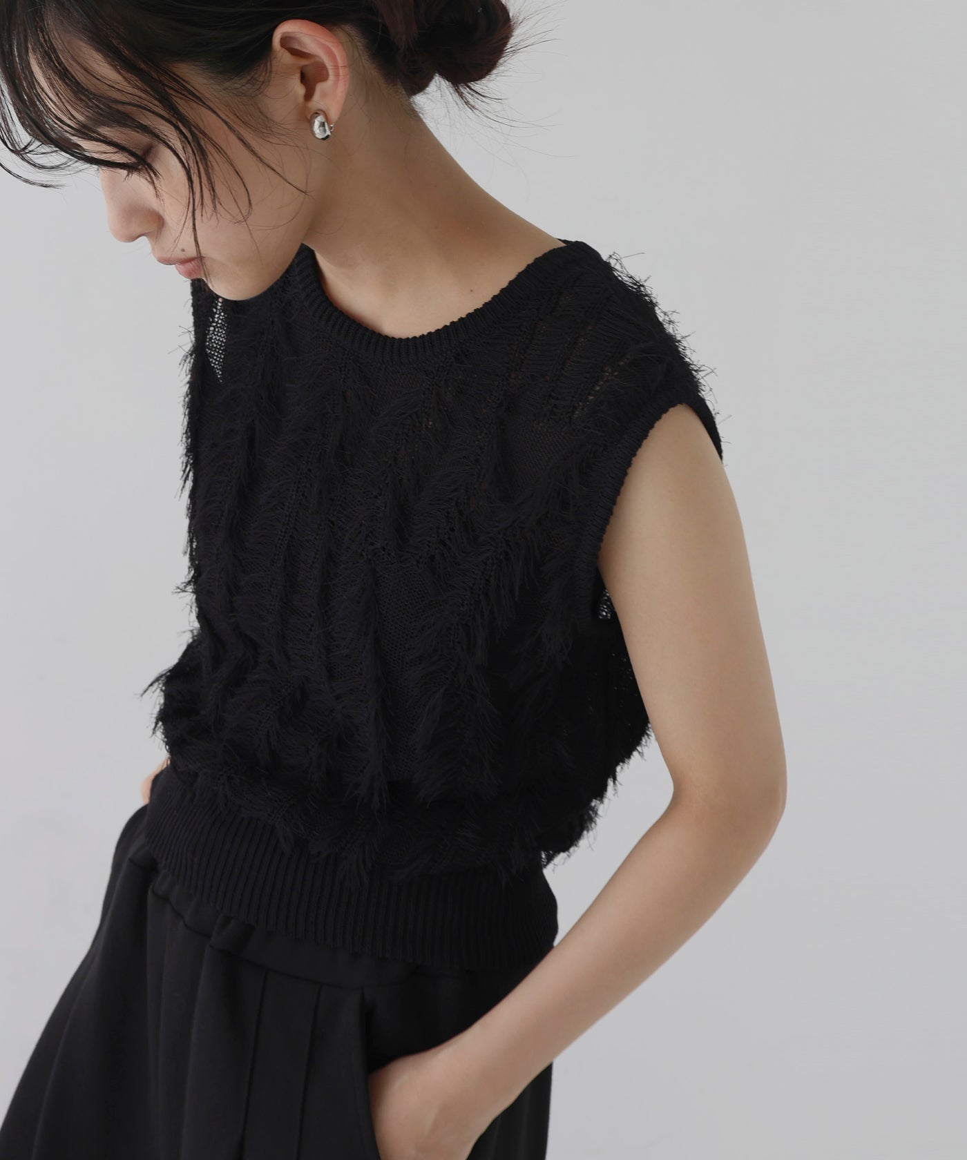 カットフリンジノースリーブニット A part by｜フリンジニットノースリーブ | Rakuten Fashion(楽天