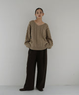 ケーブルVネックニットプルオーバー