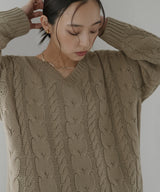 ケーブルVネックニットプルオーバー