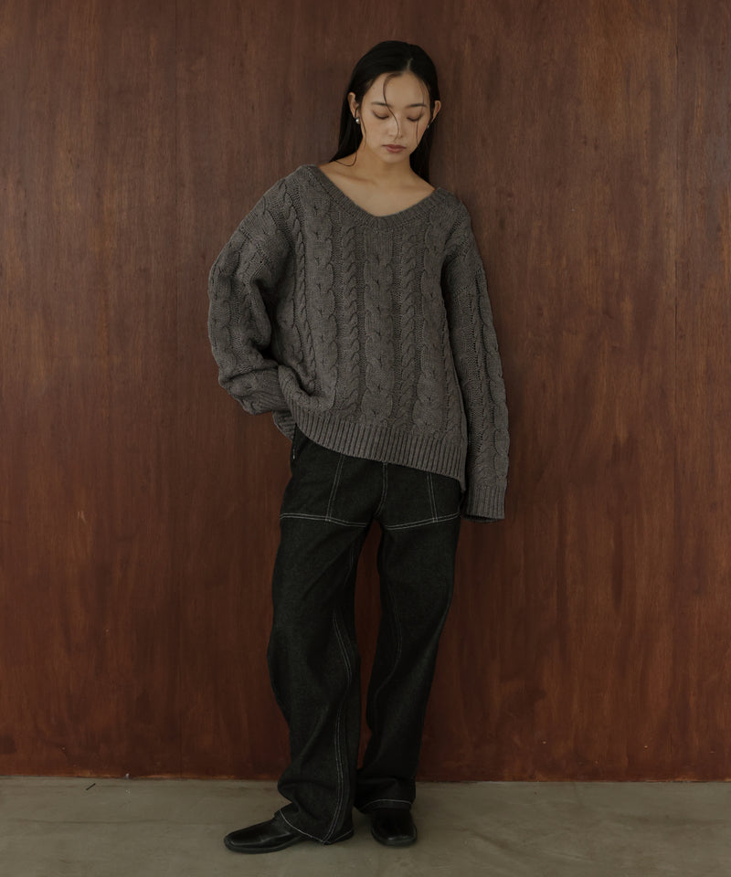 ケーブルVネックニットプルオーバー