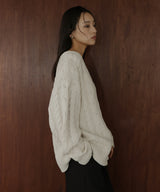 ケーブルVネックニットプルオーバー