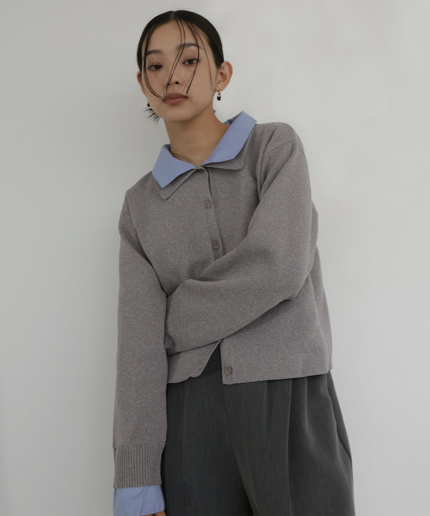 11月中旬予約】シャツ襟レイヤード風カーディガン – hellam