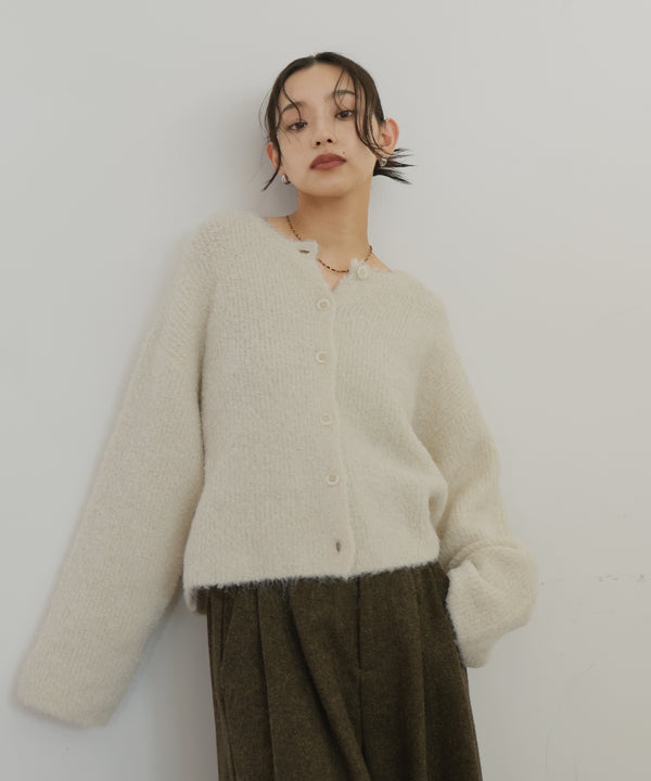 ブークレクルーネックカーディガン