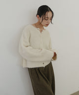 ブークレクルーネックカーディガン