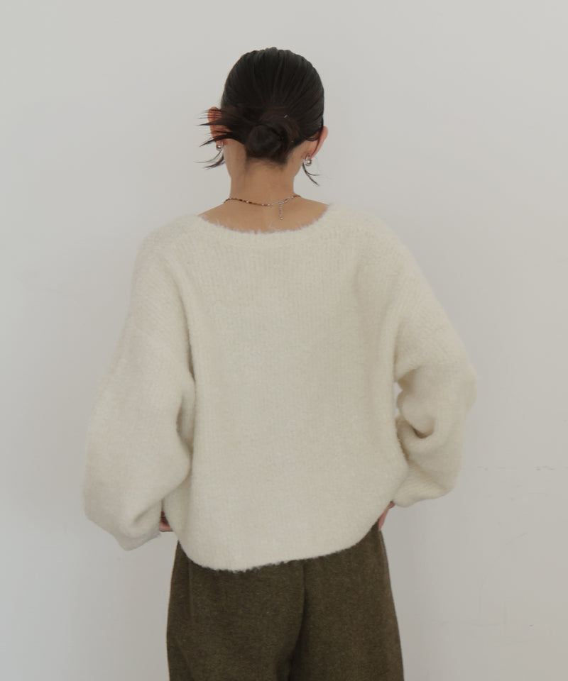 ブークレクルーネックカーディガン