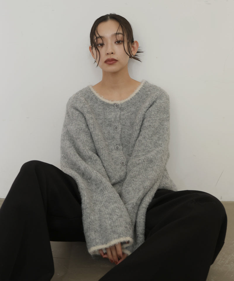 ブークレクルーネックカーディガン