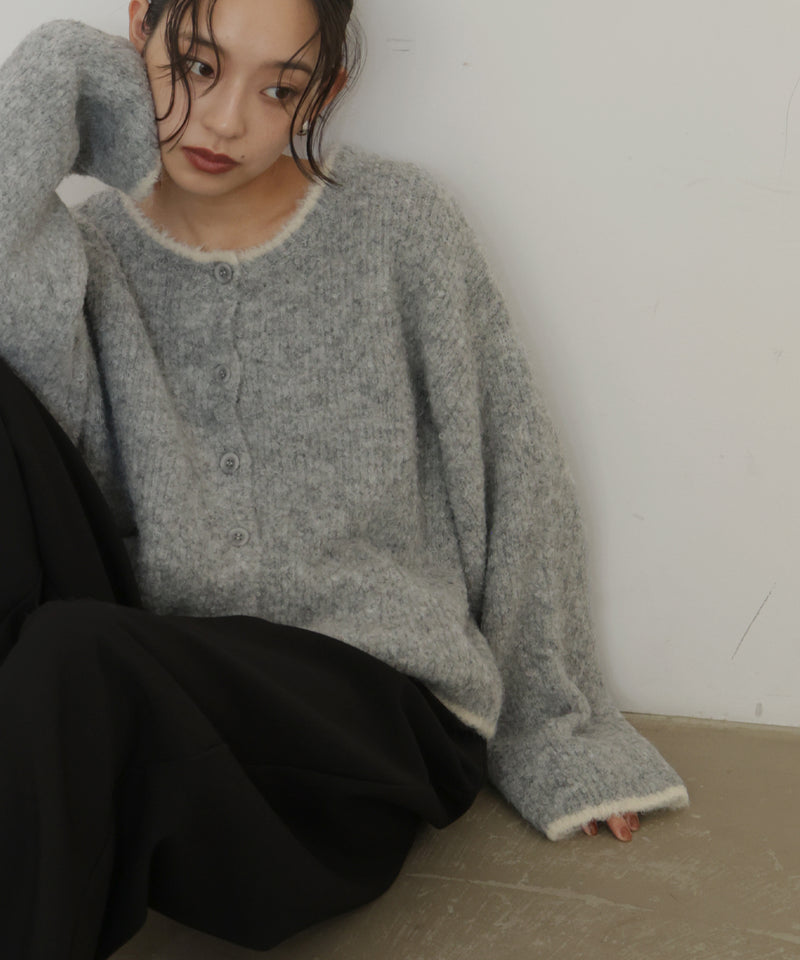 ブークレクルーネックカーディガン