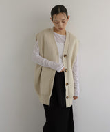 【4月中旬予約商品】オーバーサイズニットジレ