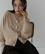 ニュアンスボタンカーディガン