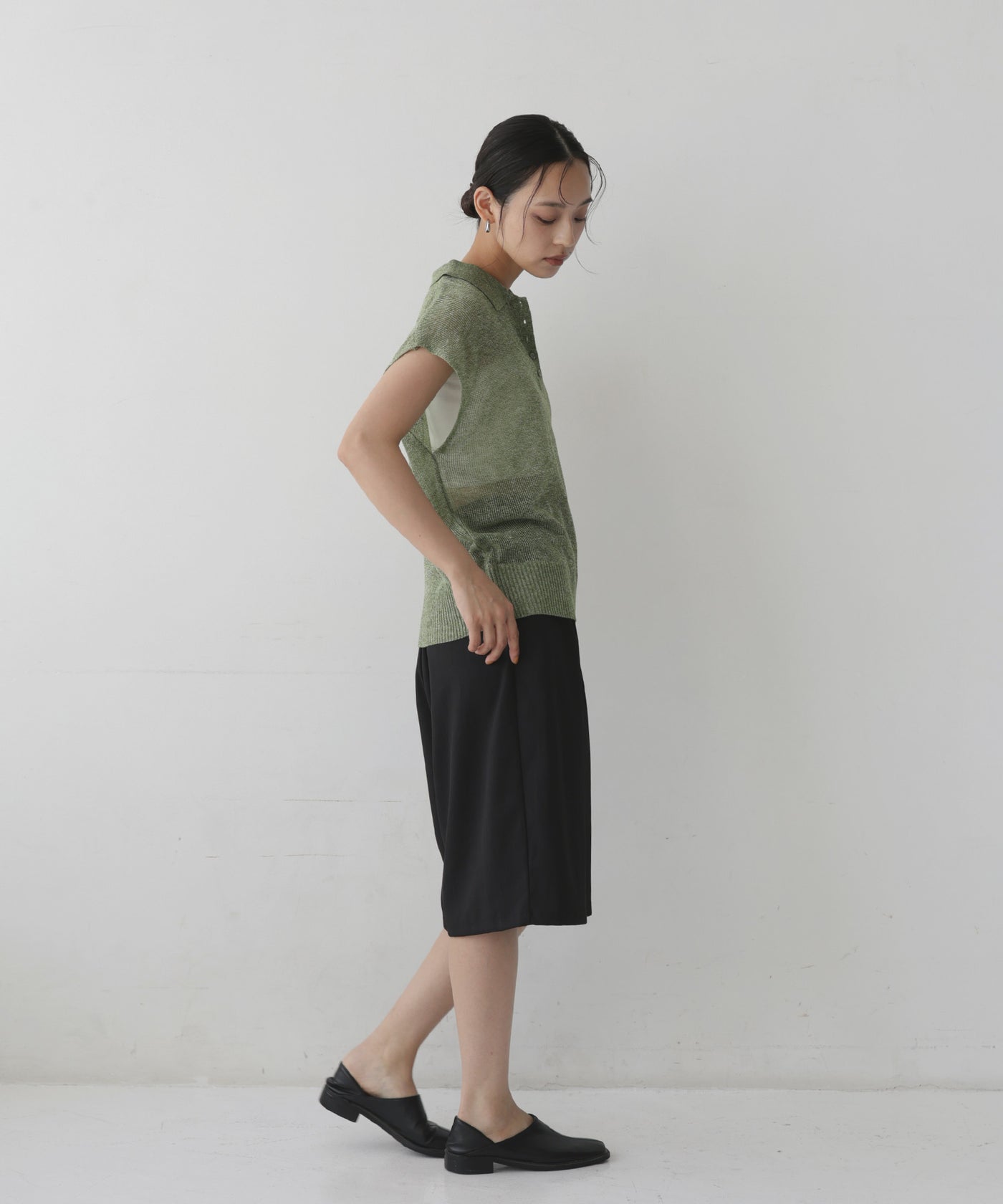 透かし編みノースリポロニット – hellam