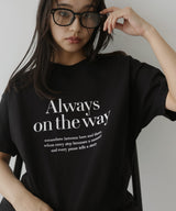 フロントロゴプリントTシャツ