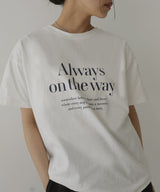 フロントロゴプリントTシャツ