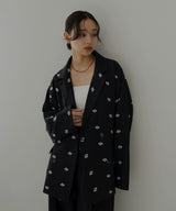 フラワー刺繍テーラードジャケット