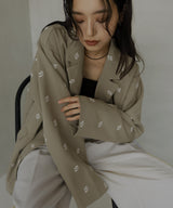 フラワー刺繍テーラードジャケット