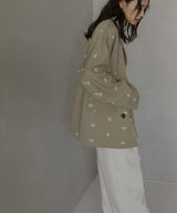 フラワー刺繍テーラードジャケット