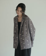 フラワー刺繍テーラードジャケット