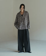 フラワー刺繍テーラードジャケット