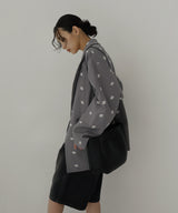 フラワー刺繍テーラードジャケット