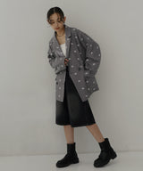 フラワー刺繍テーラードジャケット