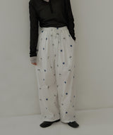 配色刺繍イージーパンツ