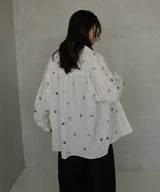 配色刺繍オープンカラーシャツ