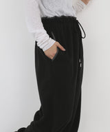 【10月中旬予約商品】フリースパイピングイージーパンツ