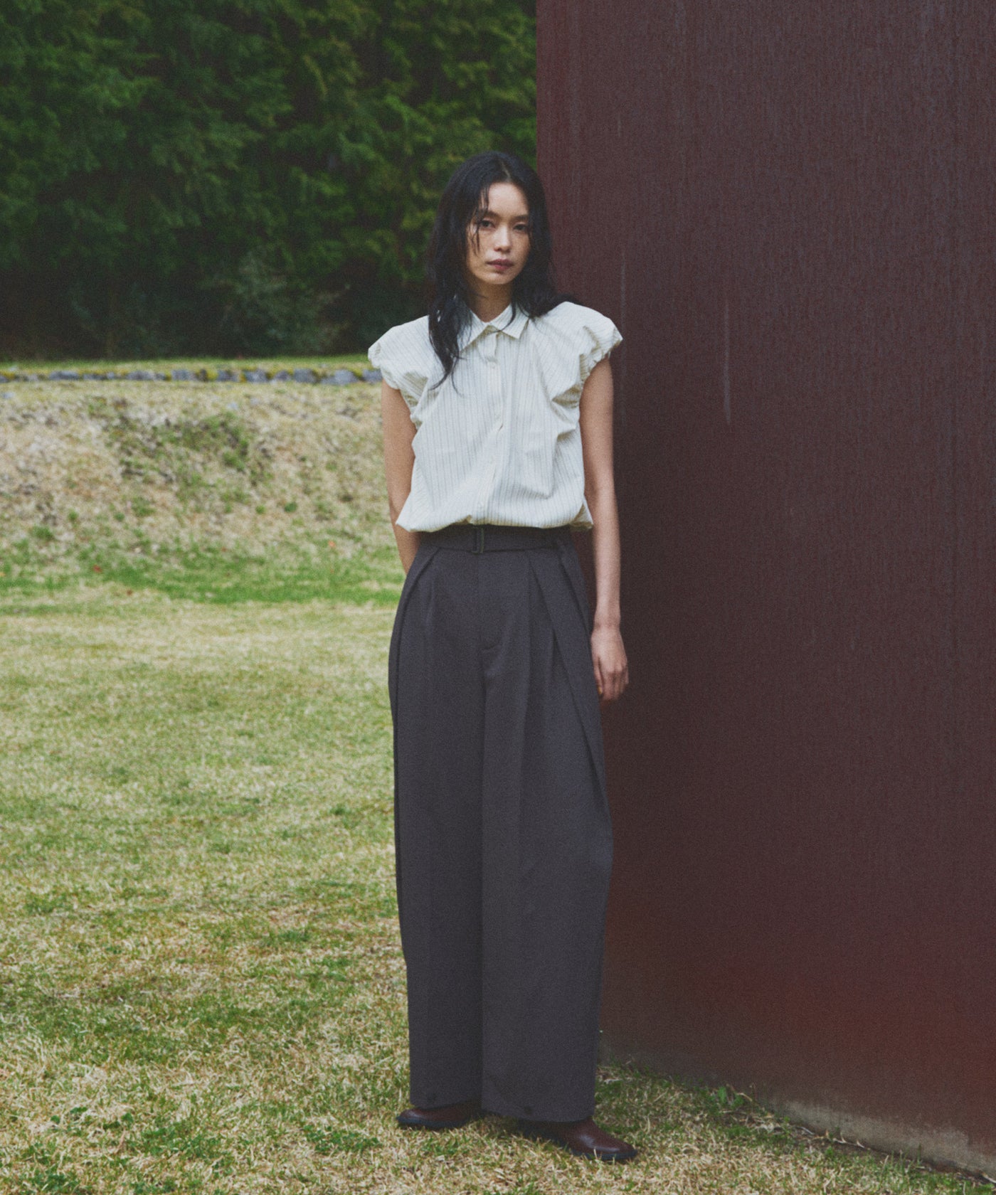 パフショルダーコンパクトシャツ – hellam