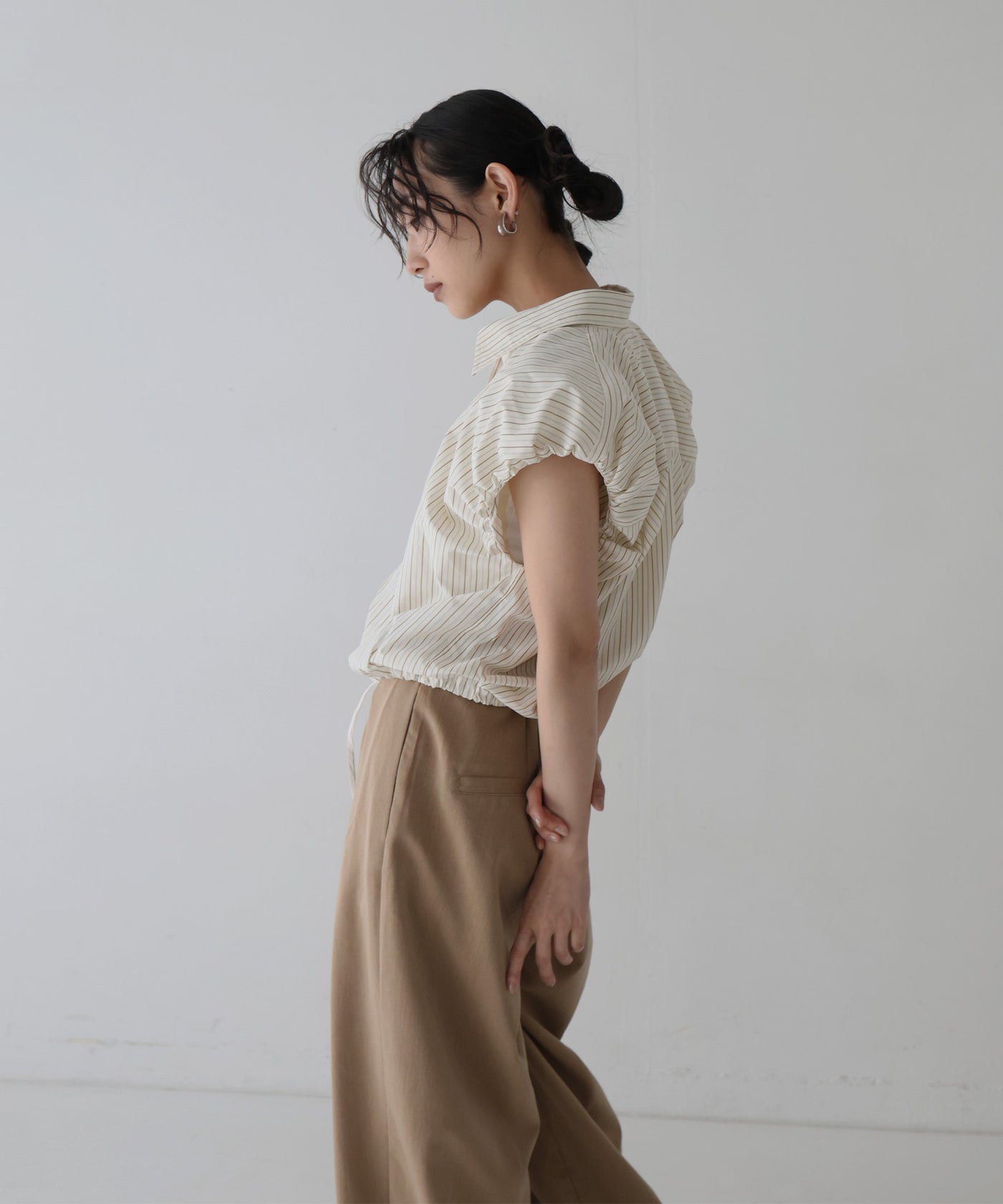 パフショルダーコンパクトシャツ TODAYFUL（トゥデイフル）の「パフショルダーコンパクトシャツ
