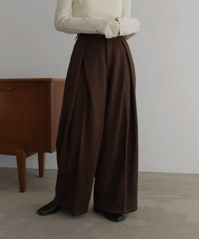 フェイクスエードワイドタックパンツ