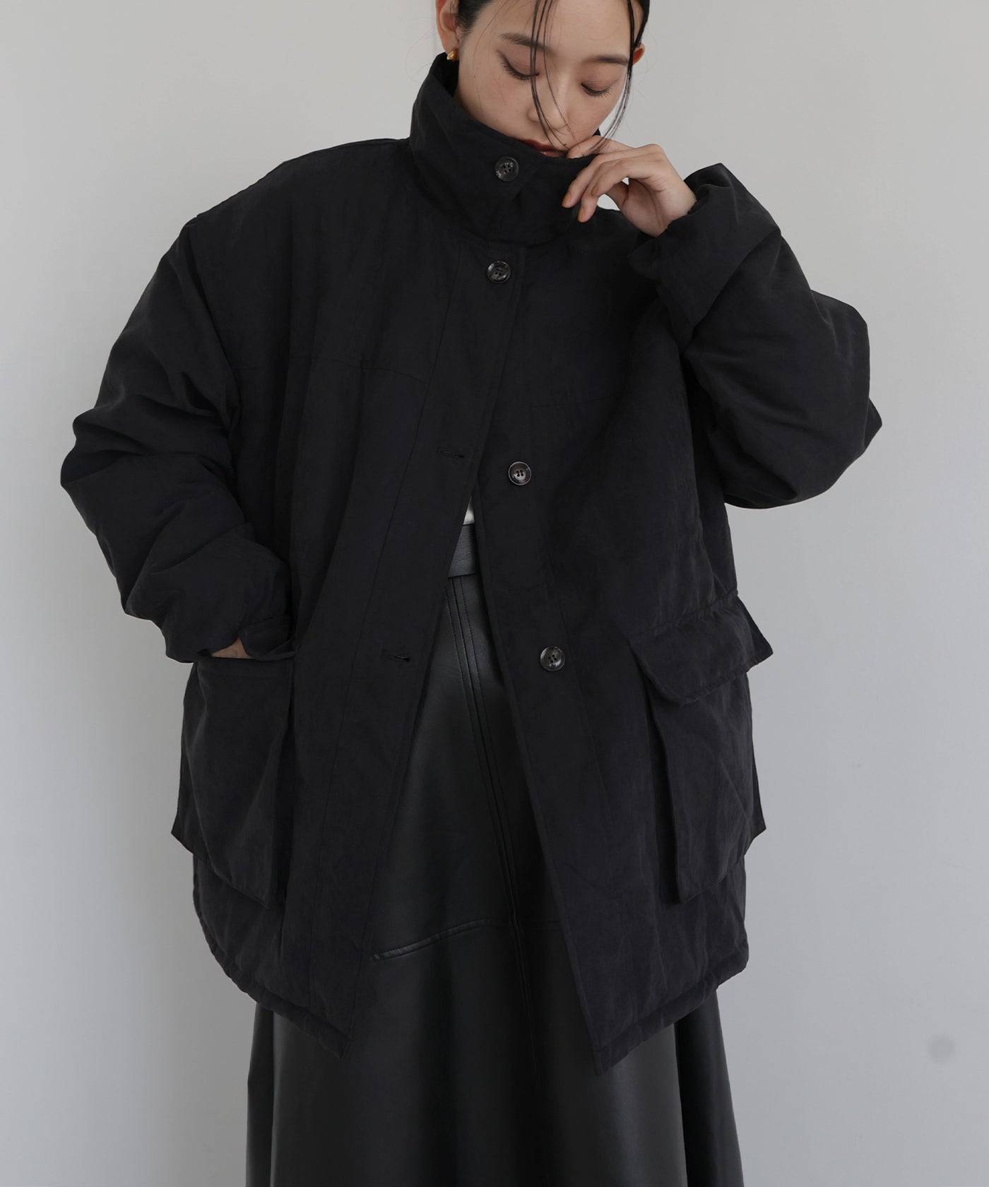 10月中旬お届け】ピーチスキン中綿ペプラムジャケット – hellam