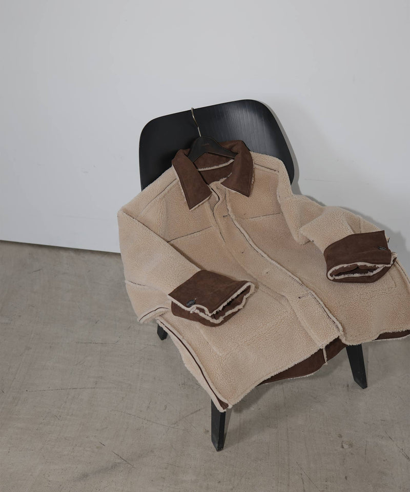 ムートンボアリバーシブルコート