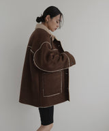 ムートンボアリバーシブルコート