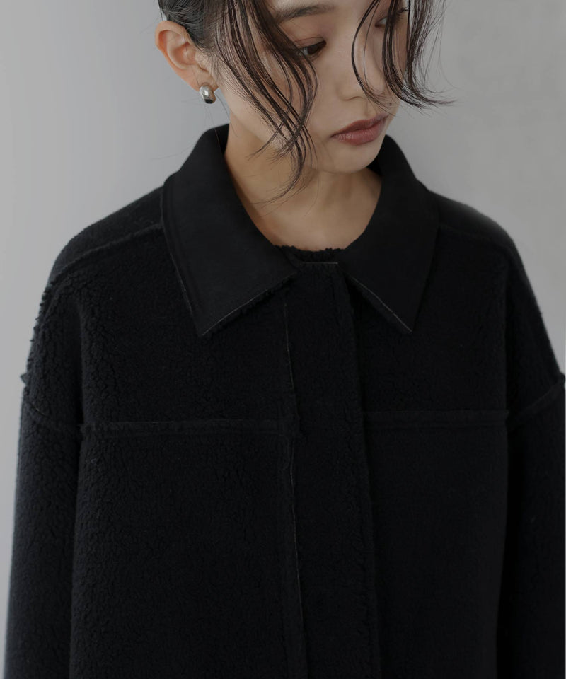 ムートンボアリバーシブルコート