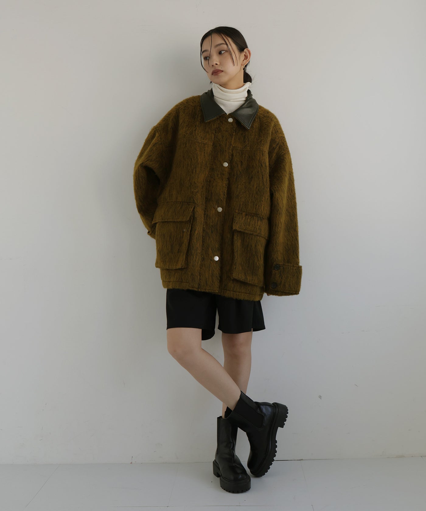 KBF ハイネックシャギーコート 【2024 A/W】 青木千加子の2024年本命コート】女性らしさ引き立つ「AURALEE