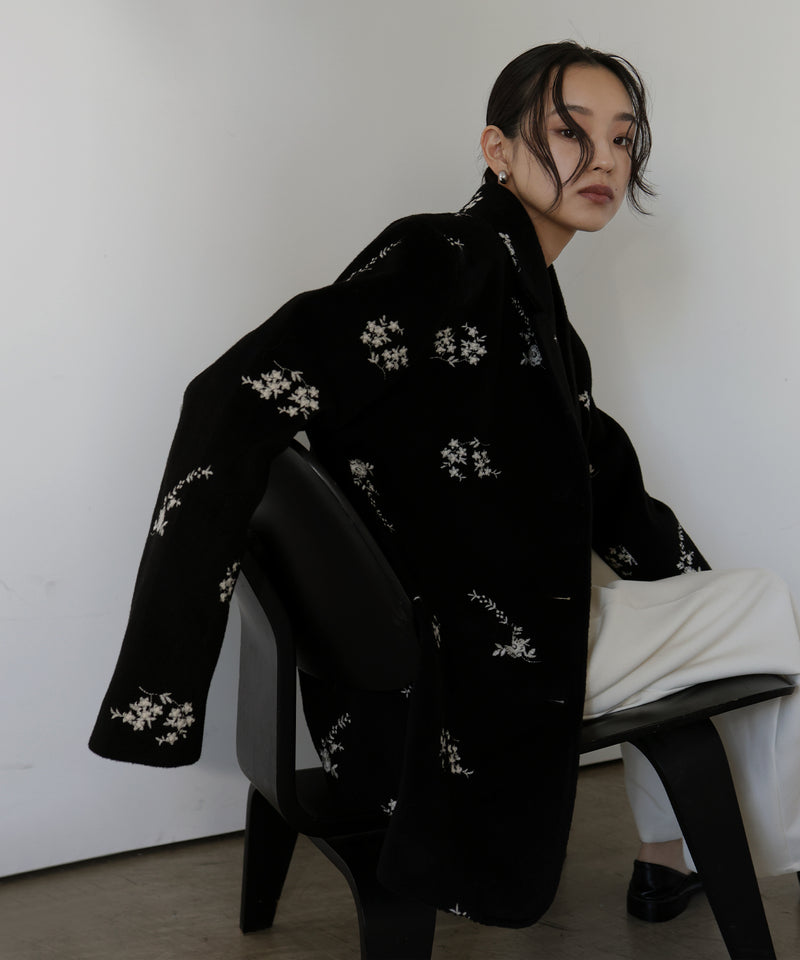 フラワーエンブロイダリーテーラードジャケット