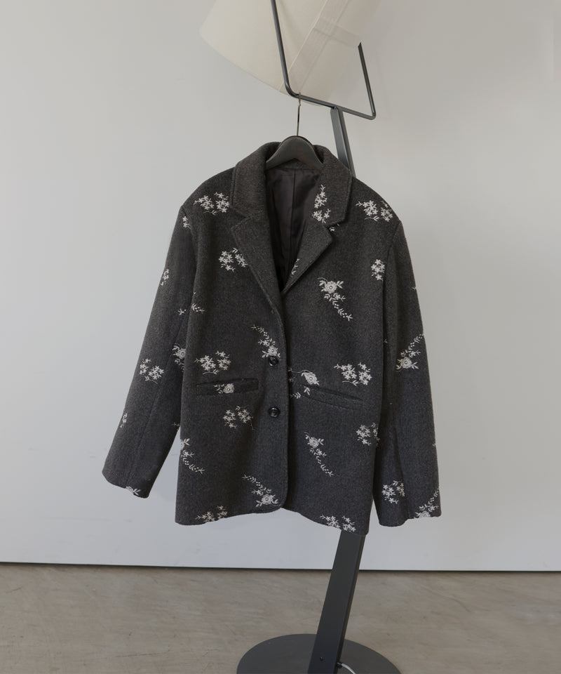 フラワーエンブロイダリーテーラードジャケット